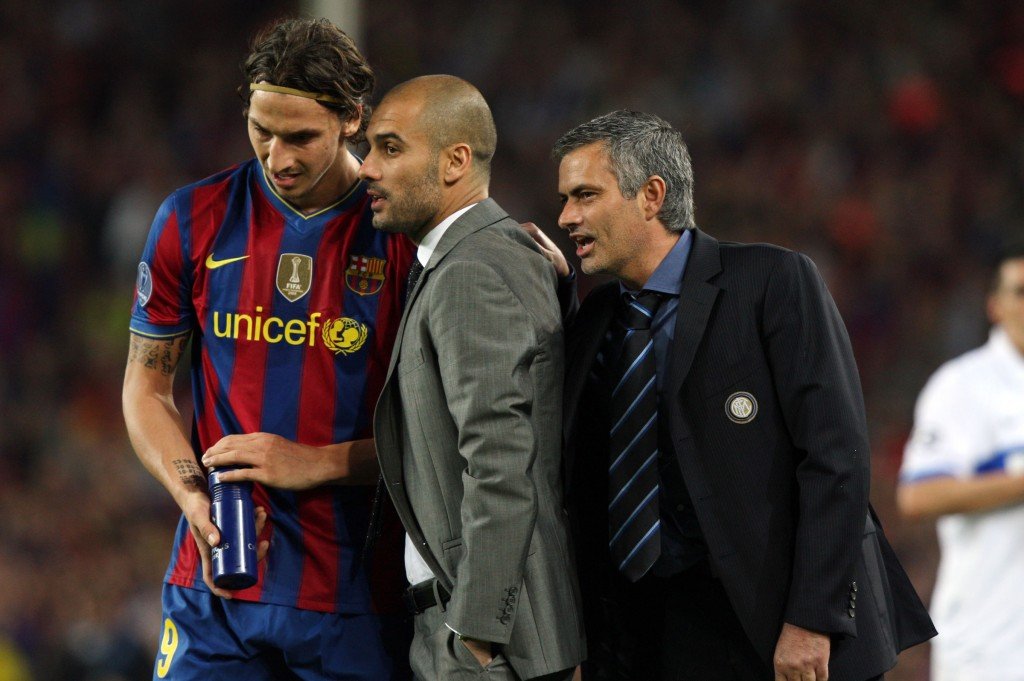 Football - FC Barcelona v Inter Milan UEFA Champions League Semi Final Second Leg - Camp Nou Stadium, Barcelona, Spain - 28/4/10 Inter Milan's coach Mourinho and coach of Barcelona Pep Guardiola and Zlatan Ibrahimovic